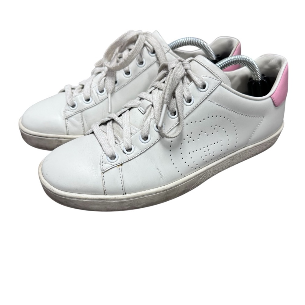 Gucci White Leather Sneakers with Pink Heel Tab